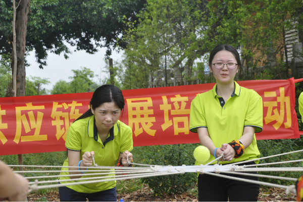 噓！別打擾我